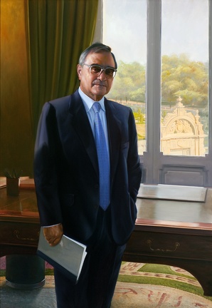 08. D. Rodolfo Martín Villa, (Óleo sobre lienzo 130x90 cm)